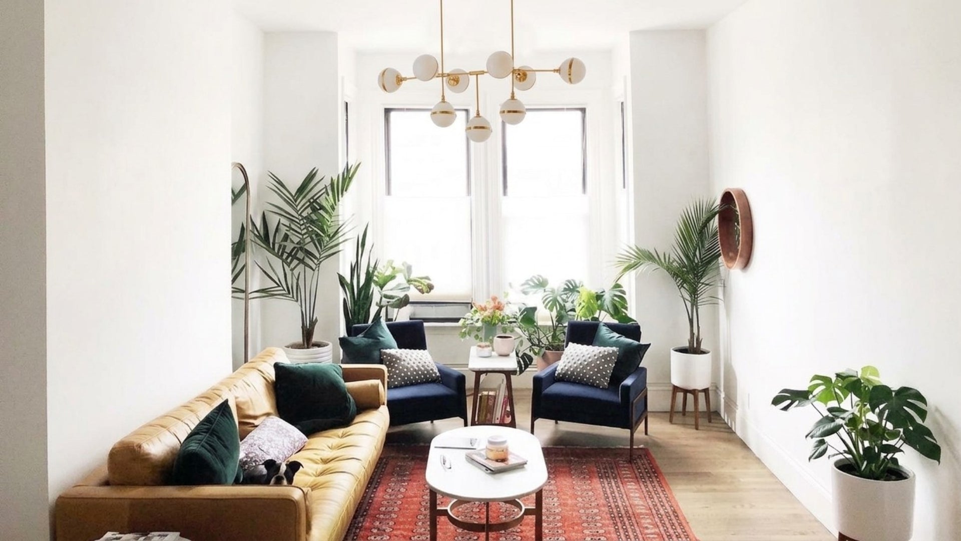 MID-CENTURY MODERN STYLE