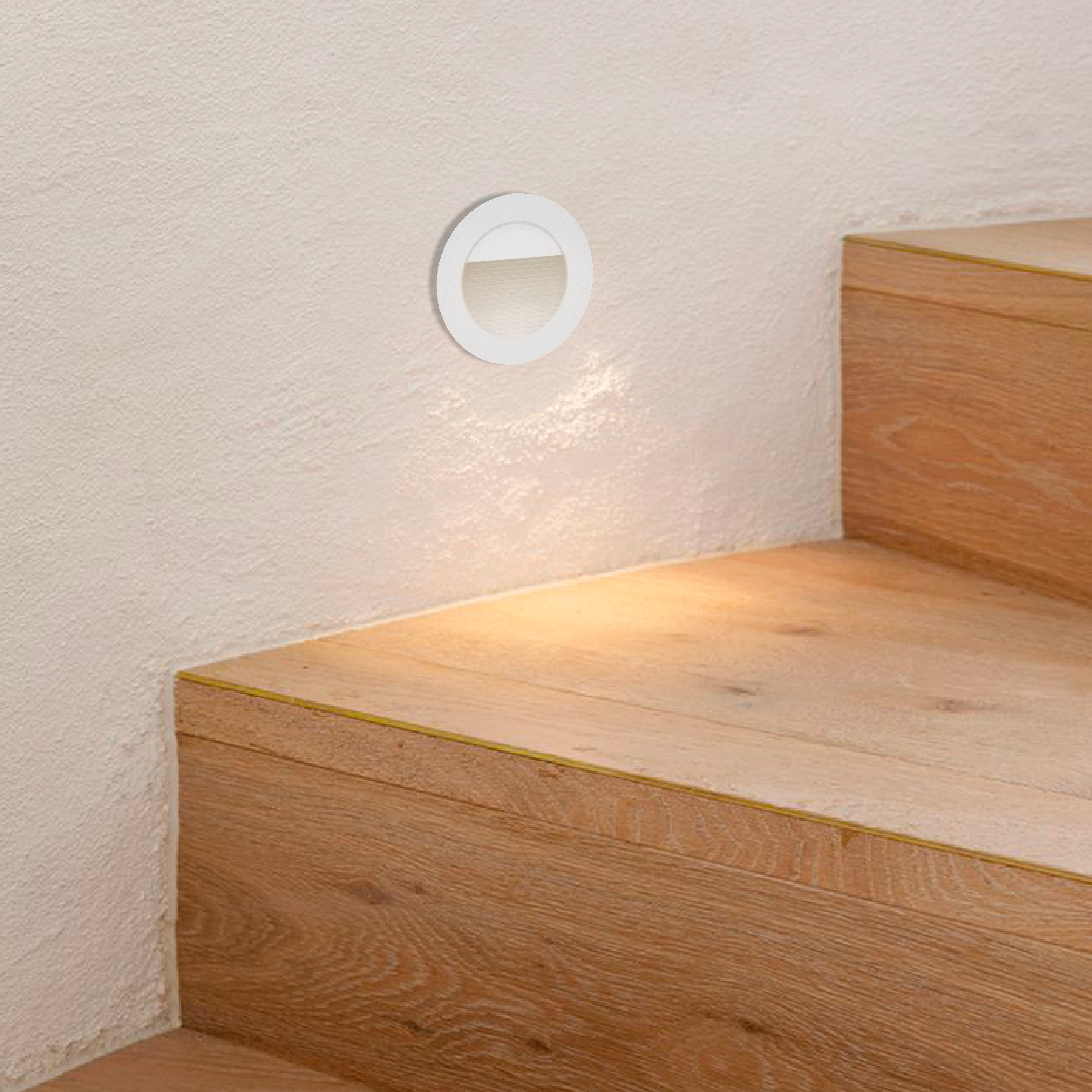 Step Light A221