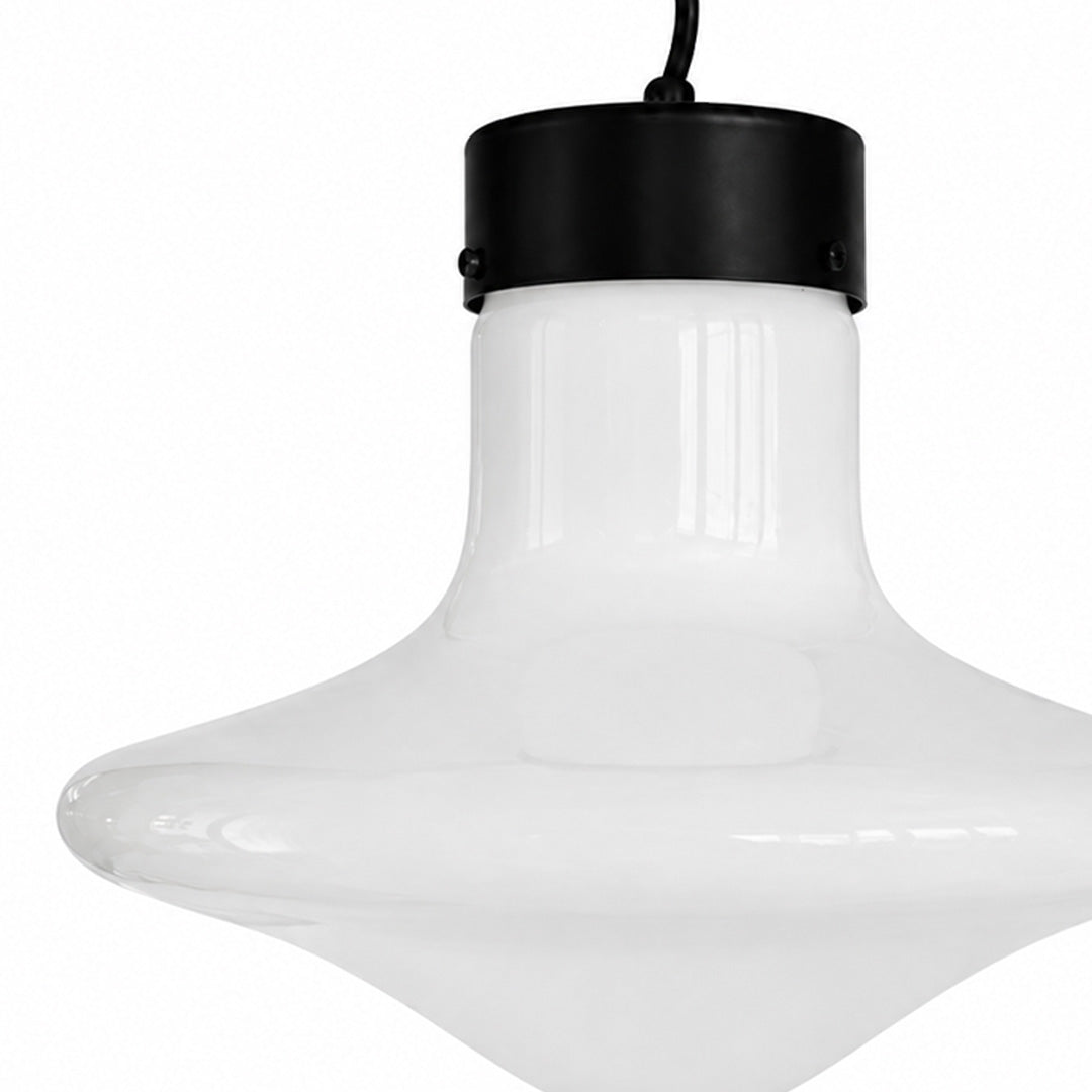 3601569 close up1