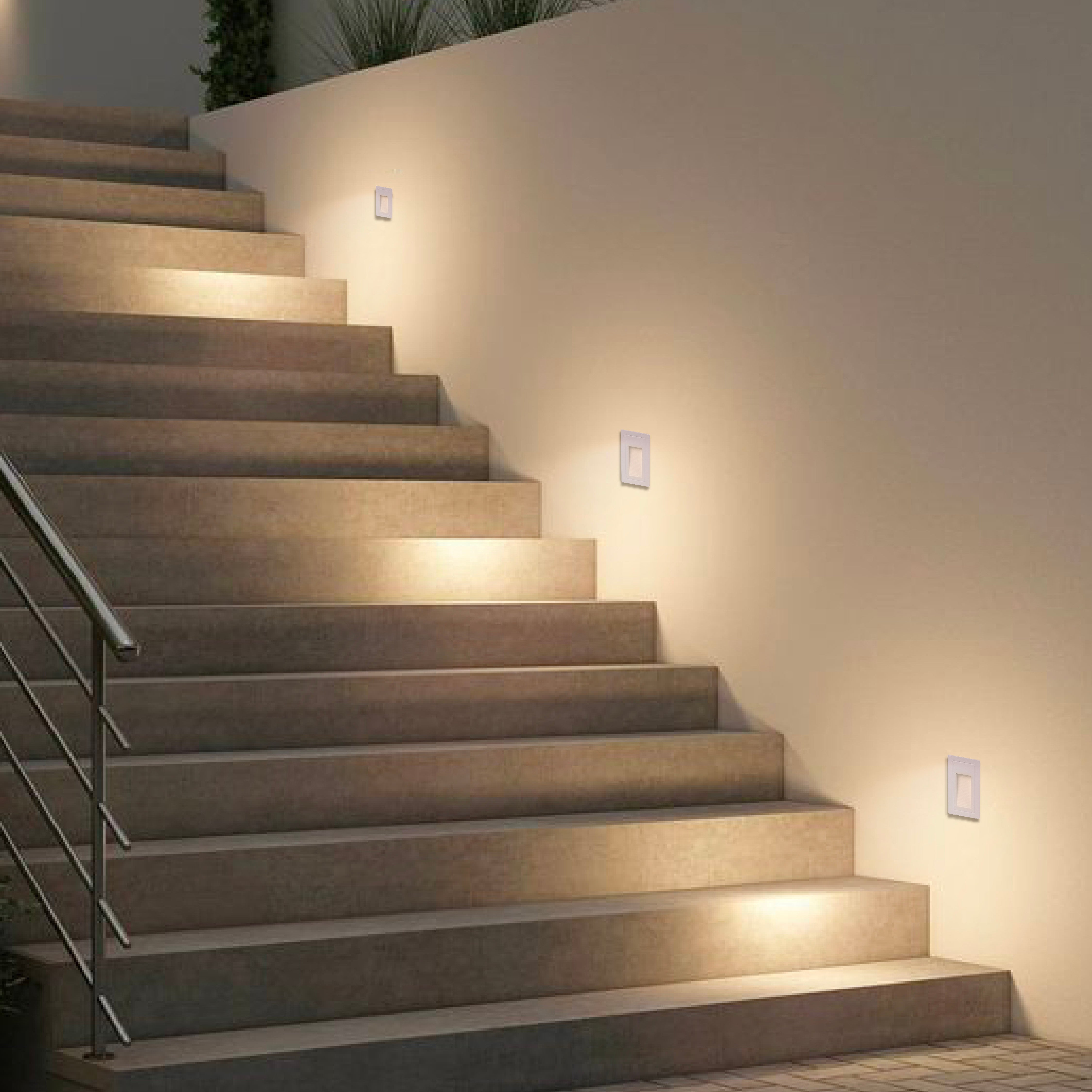 Step Light A222