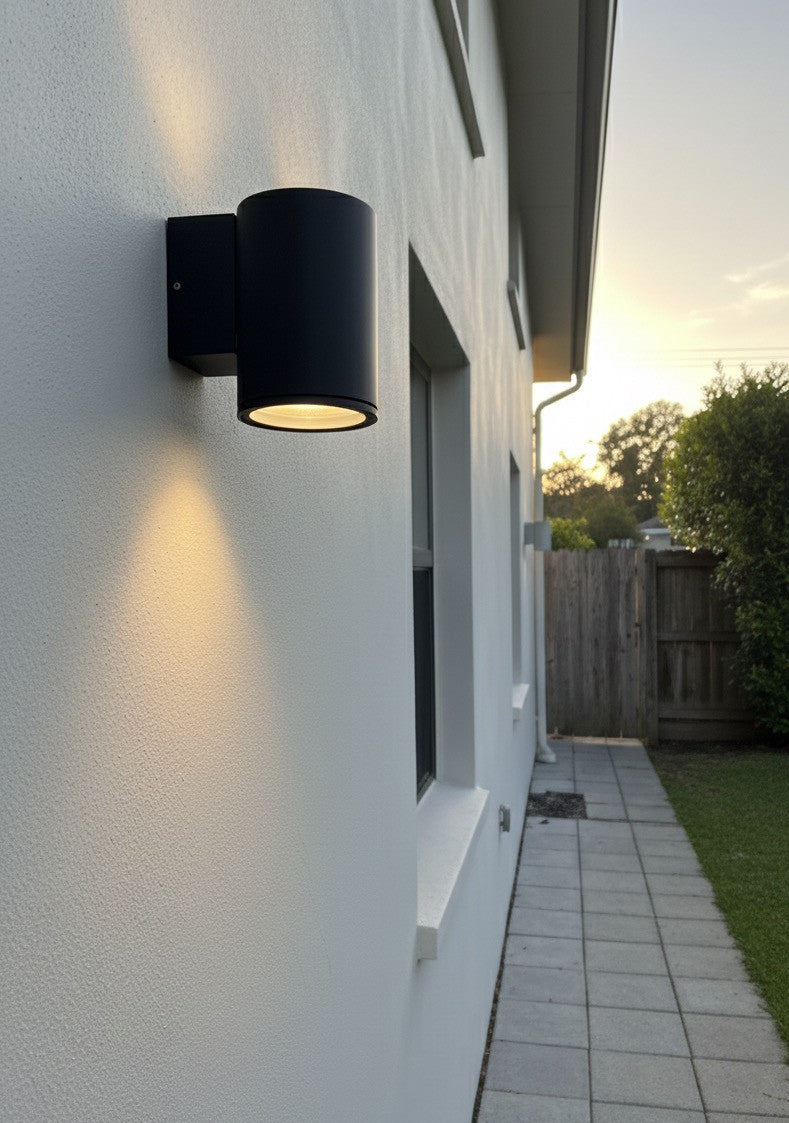 Outdoor Wall Lamp CYLON A297